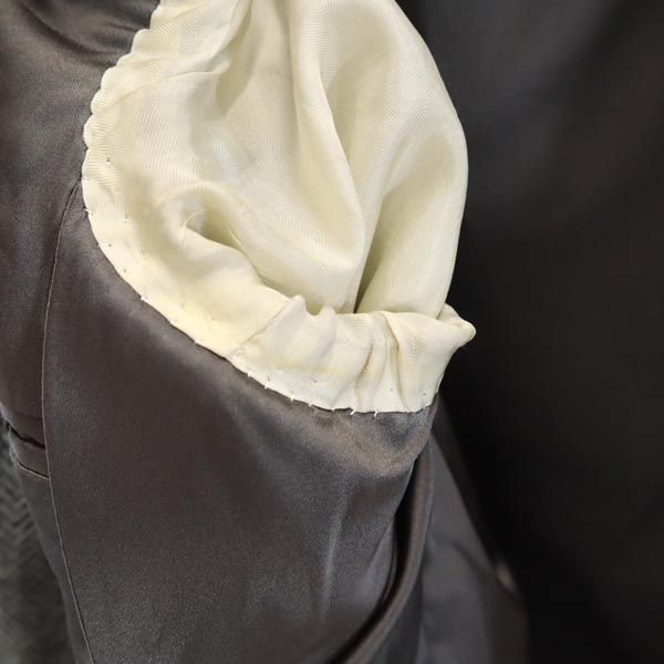 Aquascutum アクアスキュータム 日本製 ヘリンボーン柄 テーラードジャケット 96A6 グレー系 メンズ