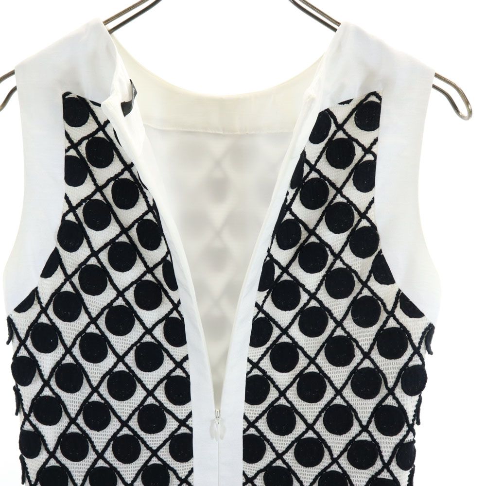 Pierre Cardin ピエールカルダン ノースリーブ 膝丈ワンピース 38 ホワイト レディース