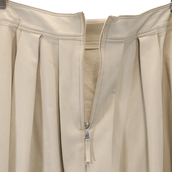 FOXEY NEW YORK フォクシーニューヨーク 日本製 ミニ丈 レザーライク フレアスカート 38 ベージュ系 バックジップ レディース