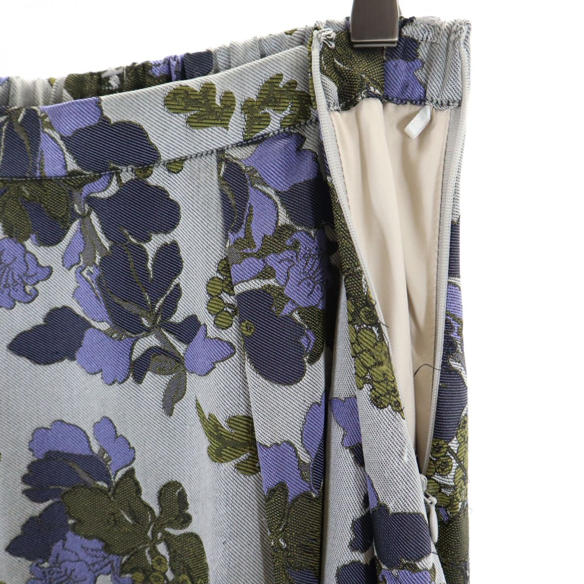 AMERI UNDRESSED アメリ 総柄 ロング丈 フレアスカート S グレー系 サイドジップ レディース