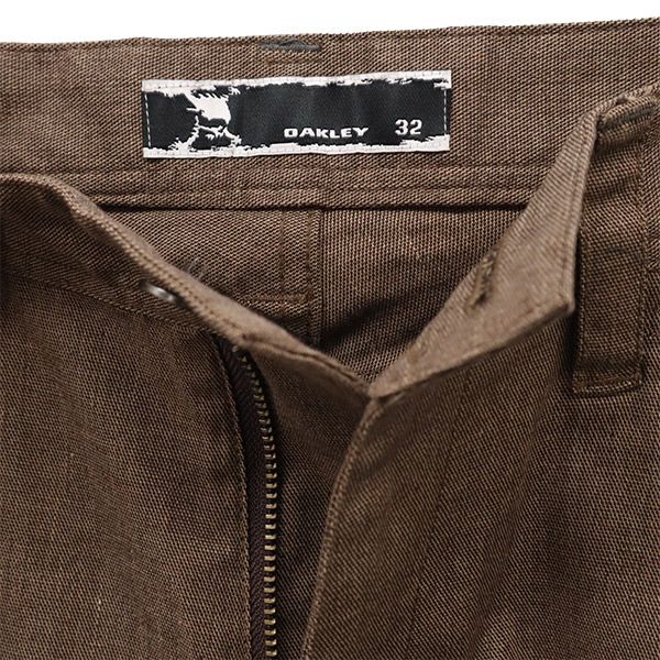 未使用 OAKLEY オークリー ロゴ刺繍 ゴルフ タイト テーパードパンツ w32 ブラウン メンズ