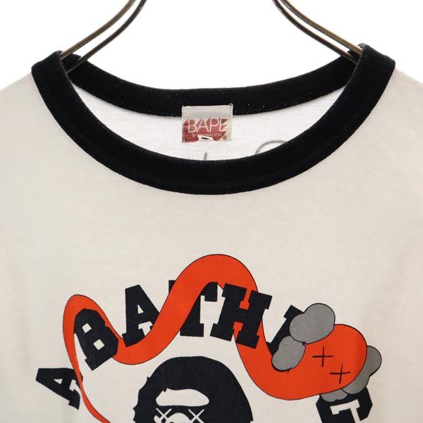 A BATHING APE KAWS アベイシングエイプ カウズ 日本製 ロゴプリント 半袖 Tシャツ S ホワイト メンズ