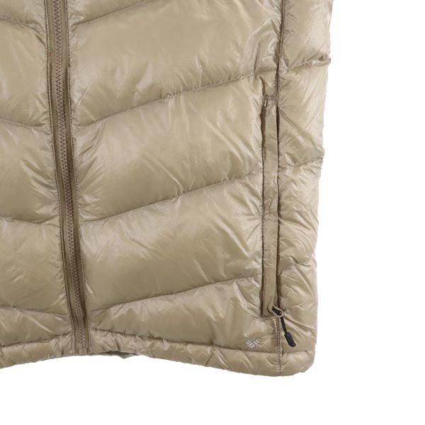 Columbia コロンビア アウトドア ダウンジャケット L ベージュ系 ロゴ刺繍 コンパクトジャケット メンズ