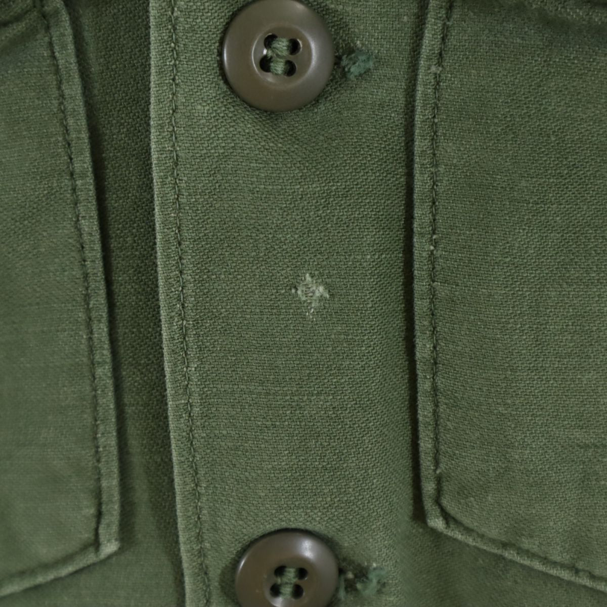 US ARMY アメリカ軍 70s DSA コットンサテン 長袖 ミリタリーシャツ 14 1/2 カーキ メンズ