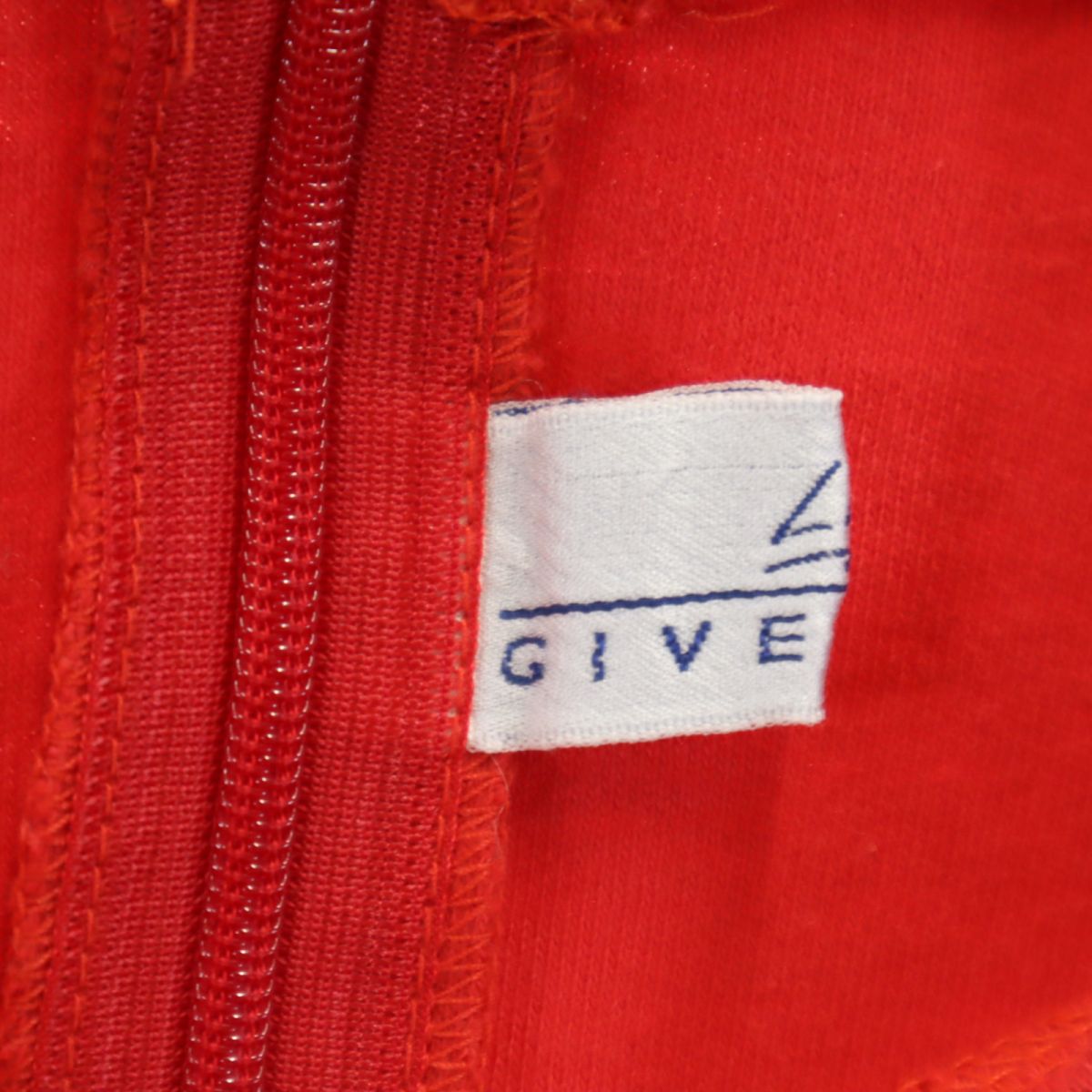 GIVENCHY ジバンシィ 日本製 長袖 ハイネック Tシャツ 9号 レッド レディース