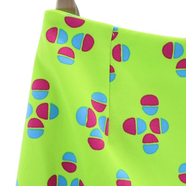 Versus ヴェルサス 総柄 イタリア製 ミニスカート 26/40 グリーン系 レディース