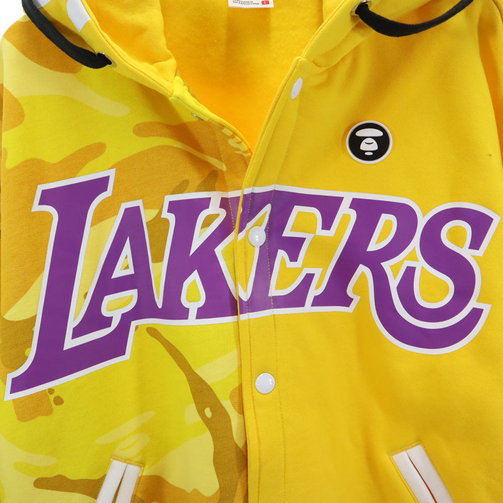 エーエイプ NBA レイカーズ コラボ 長袖 スウェットパーカー L イエロー AAPE x LAKERS 裏起毛 スタジャン メンズ