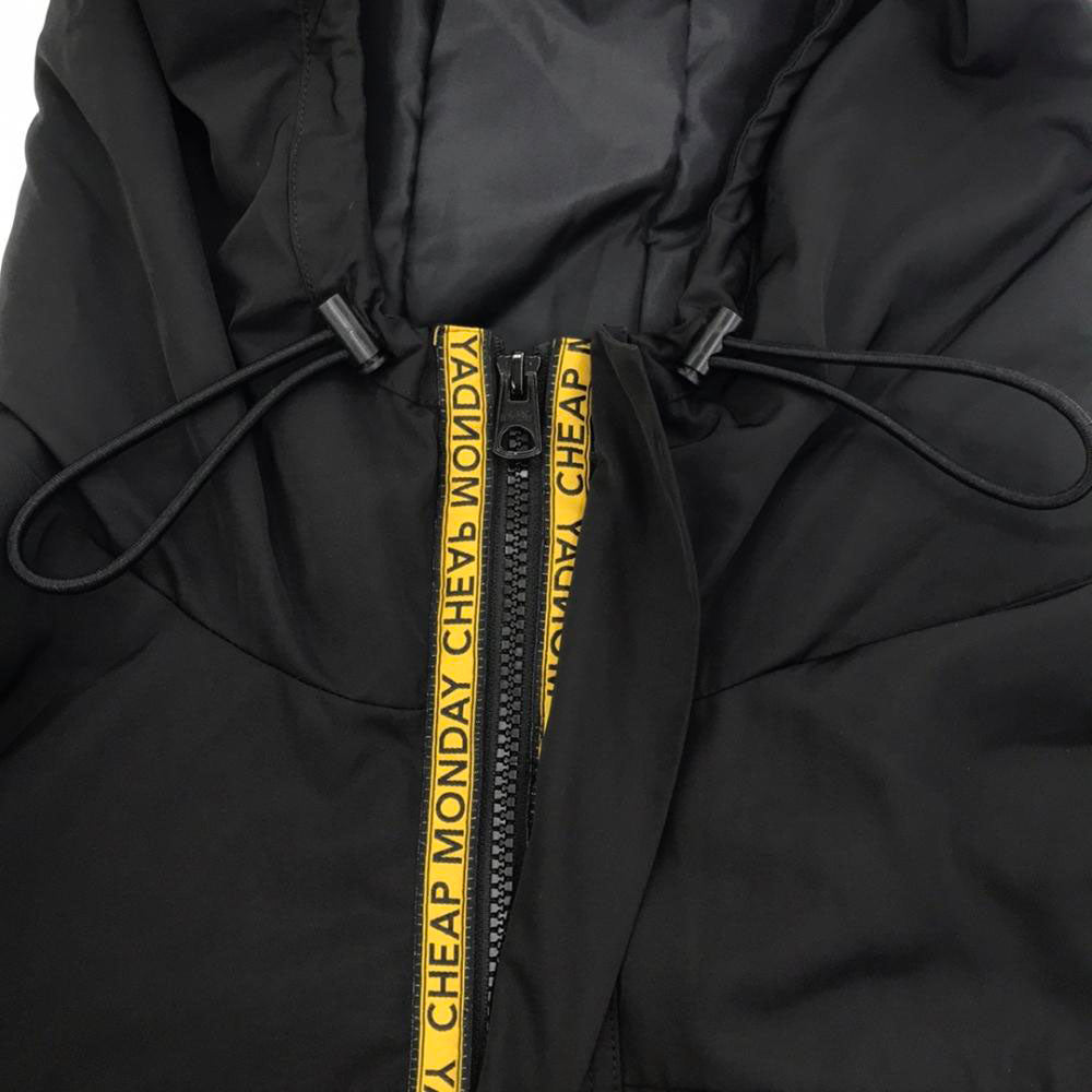 CHEAP MONDAY チープマンデー ロゴタグ ハーフジップ 中綿ジャケット M ブラック パーカー プルオーバー レディース