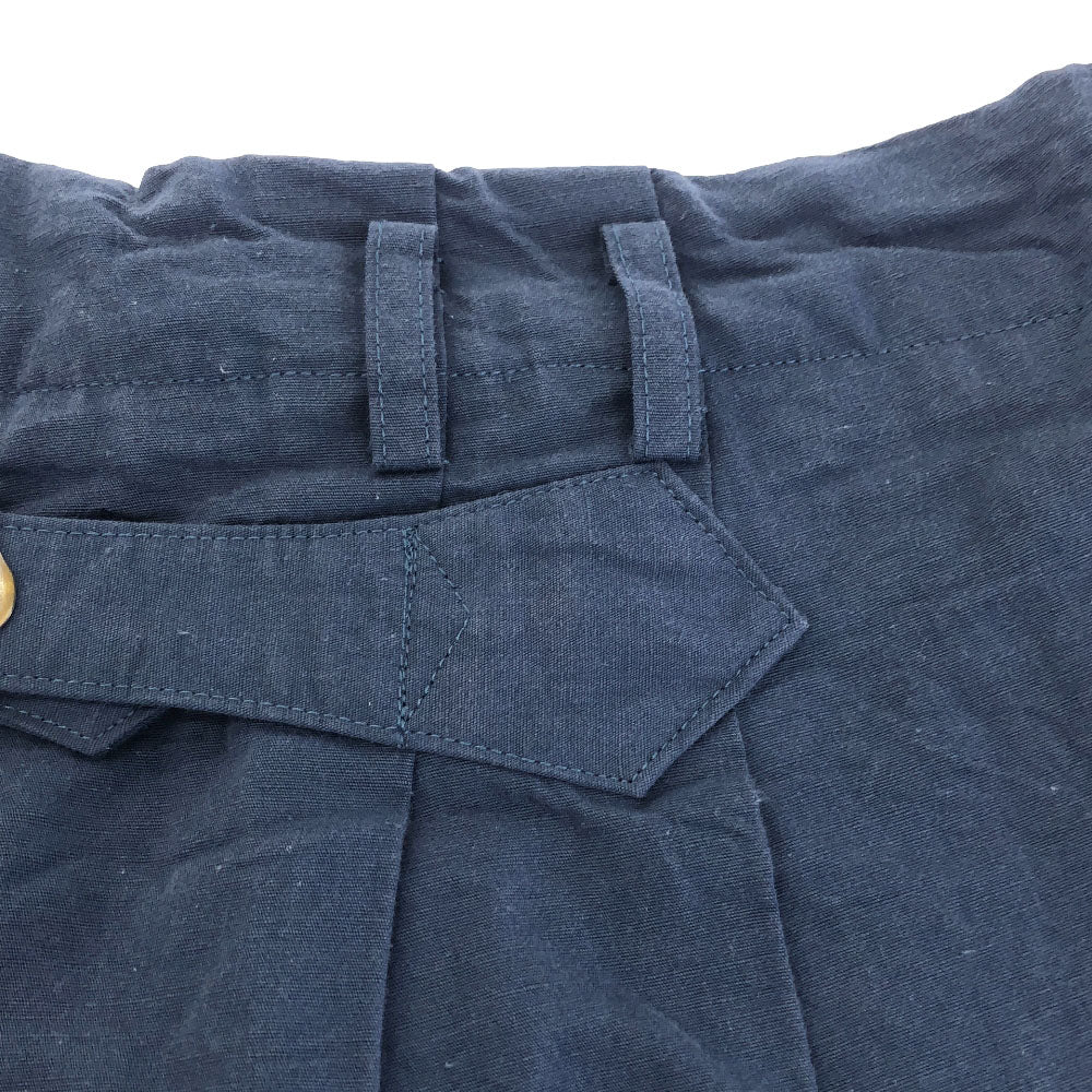 ススリ 日本製 リネンブレンド タック テーパードパンツ M ブルー ボタンフライ レディース