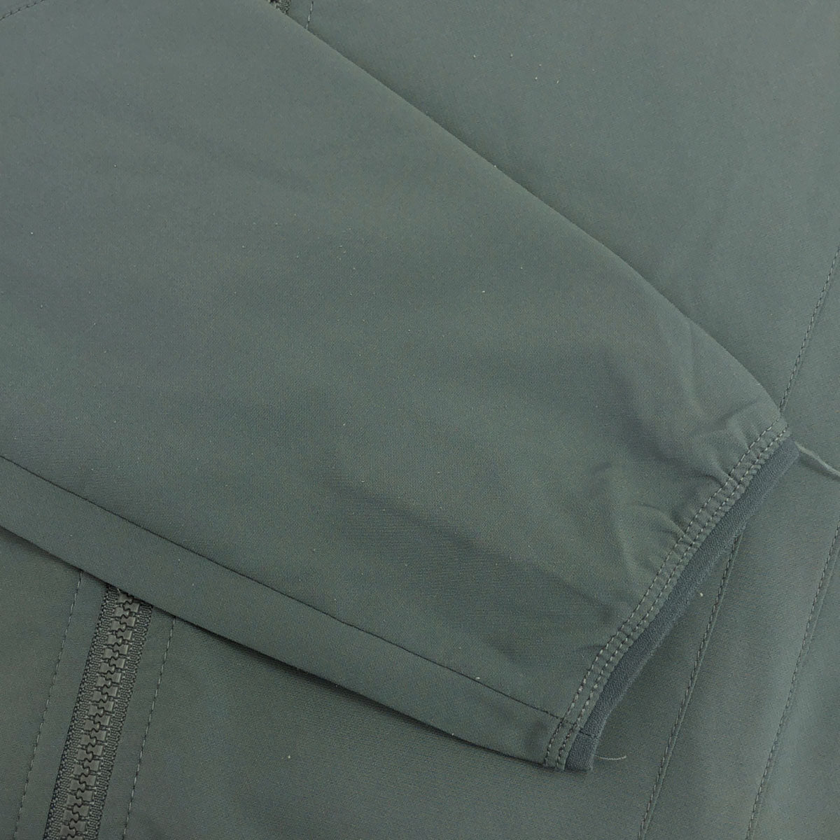 NIKE ナイキ ロゴプリント スポーツジャケット S グレー×ブラック DRI-FIT トレーニング メンズ