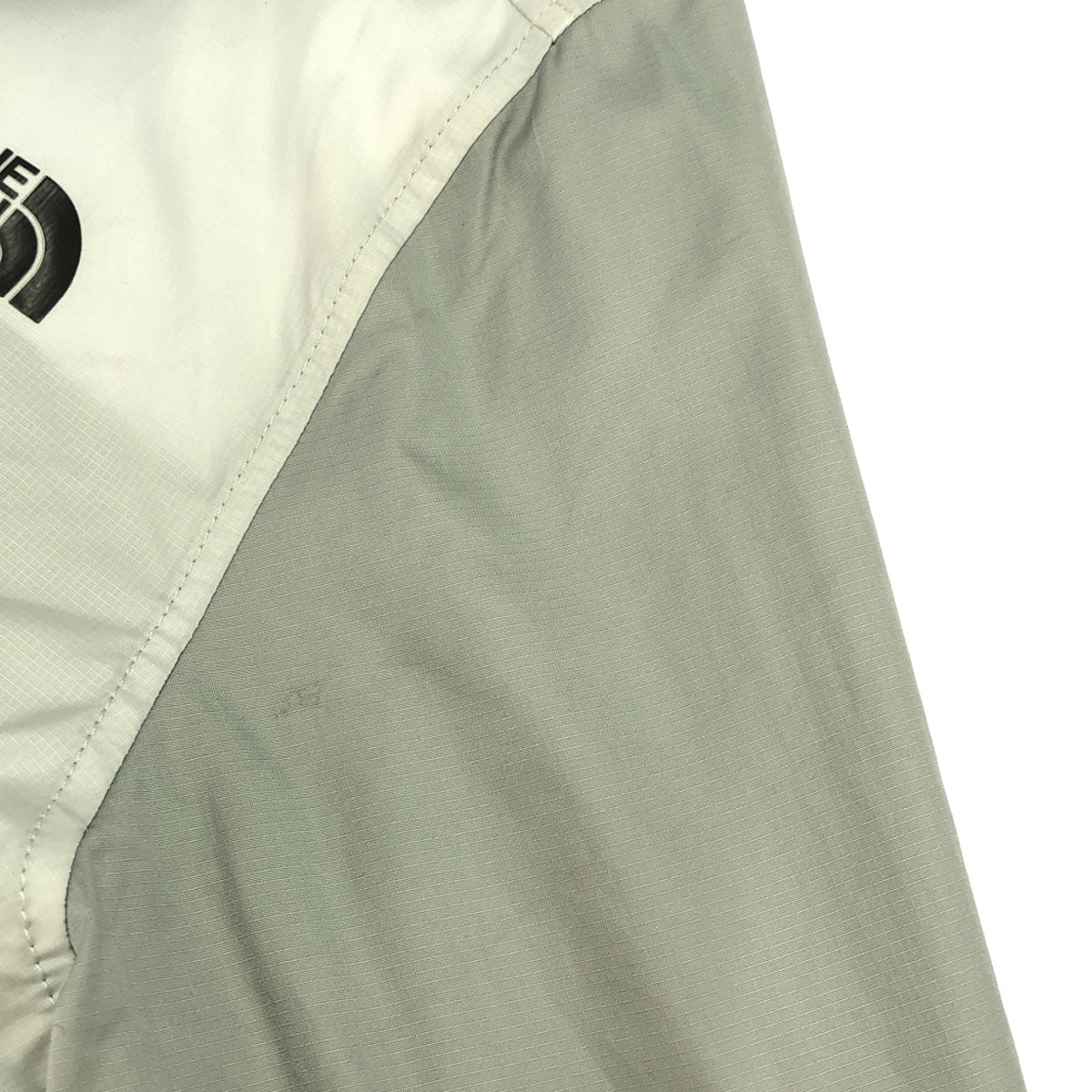 THE NORTH FACE ザノースフェイス ロゴプリント ハーフジップ マウンテンパーカー L(14/16) ホワイト アウトドア キッズ