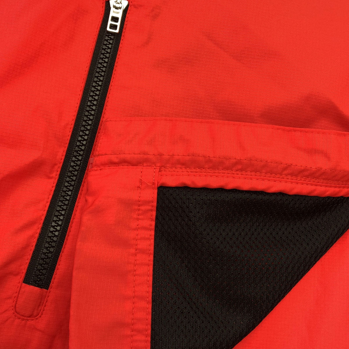 NIKE ナイキ ロゴプリント ゴルフ ウインドブレーカー M レッド ダブルファスナー トレーニング ジャケット メンズ