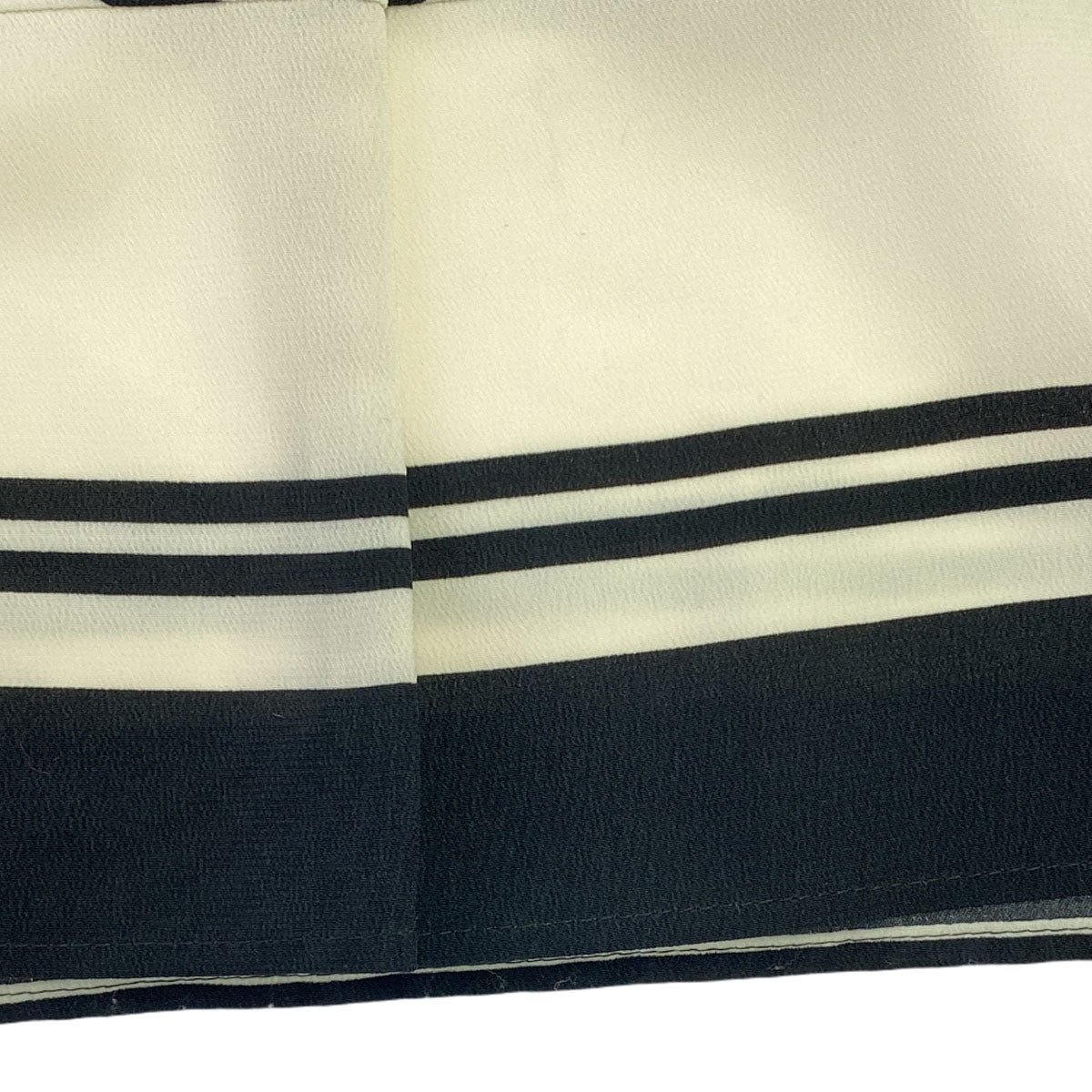 ADORE アドーア 日本製 長袖 オプティカルプリント ワンピース 36 オフホワイト×ブラック レディース