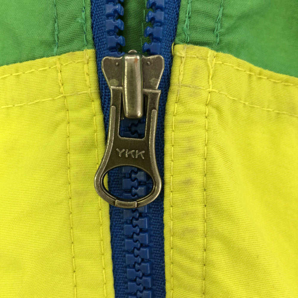 THE NORTH FACE ザノースフェイス NPJ21250 ロゴ刺繍 ナイロンジャケット 120 グリーン×イエロー アウトドア キッズ