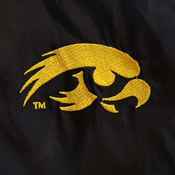 STARTER スターター バック 刺繍 IOWA アイオワ・ホークアイズ 中綿ジャケット XL ブラック TEAM ロゴ メンズ