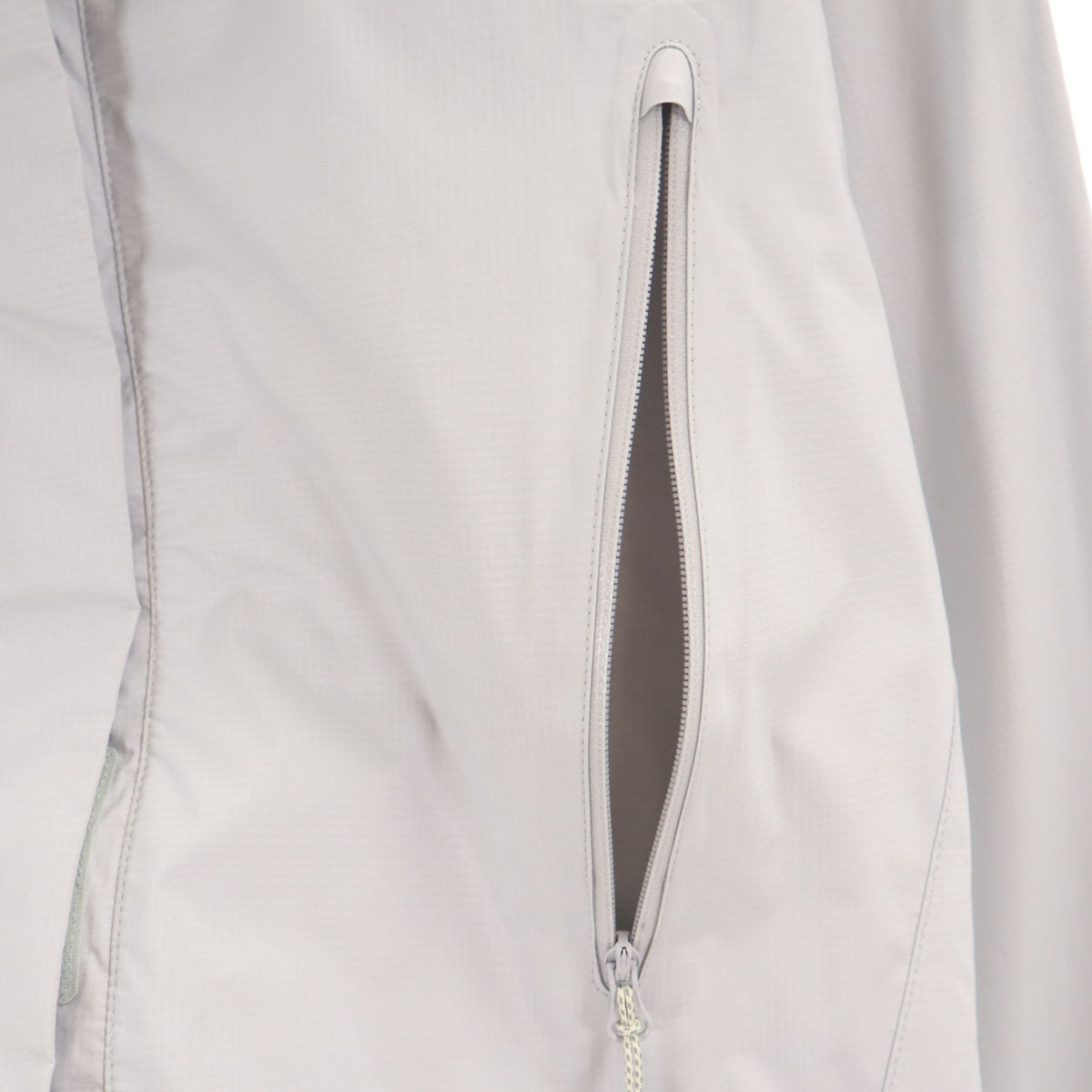 Mammut マムート マイクロレイヤー ジャケット S グレー 収納袋付き アウトドア レディース