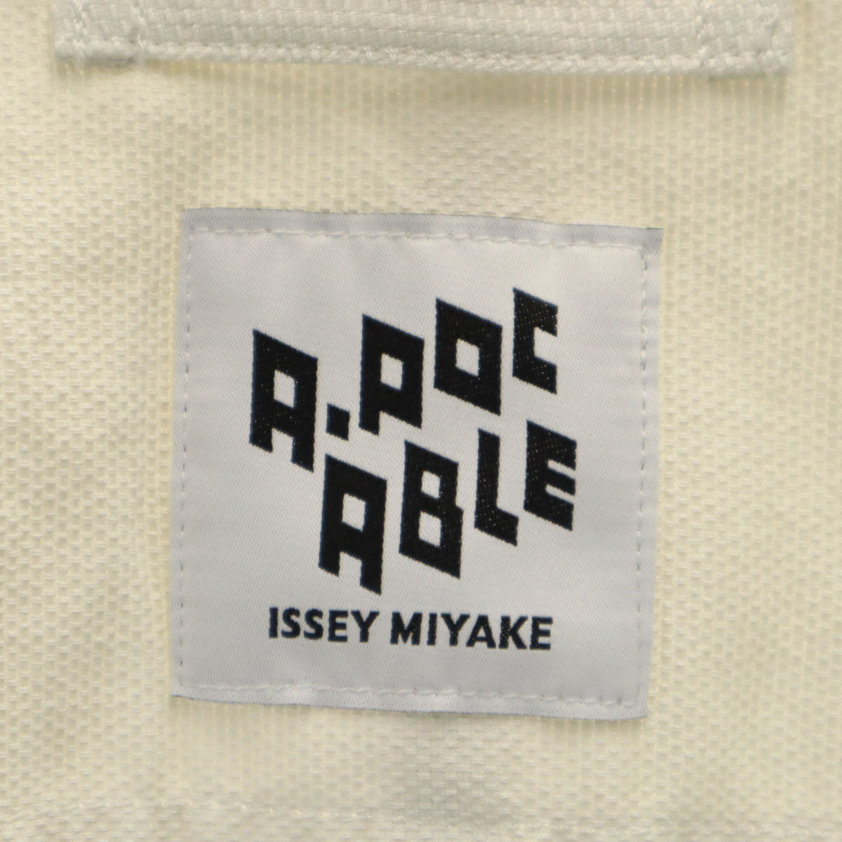 A-POC ABLE ISSEY MIYAKE エイポックエイプル イッセイミヤケ 日本製 テーラードジャケット 1 白系 メンズ