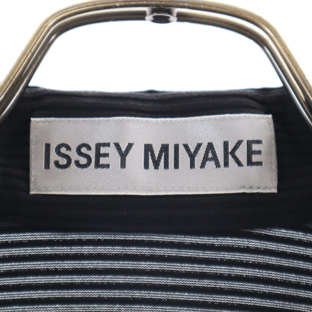 ISSEY MIYAKE イッセイミヤケ 日本製 テーラードジャケット ブラック メンズ