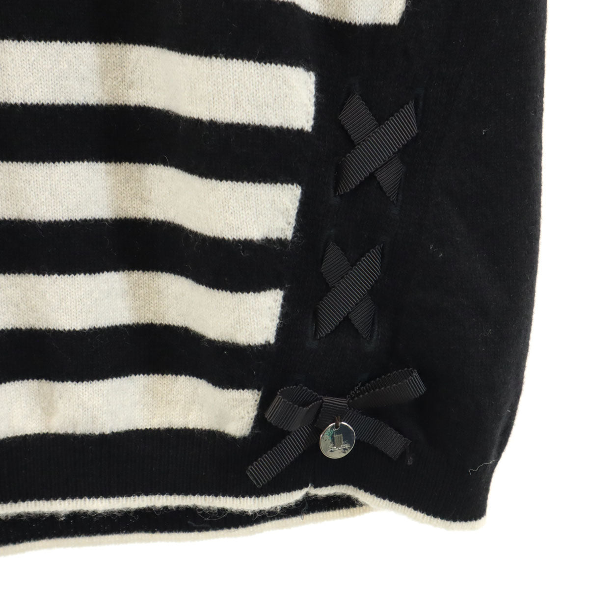 未使用 LANVIN SPORT ランバン スポーツ 日本製 カシミヤ100% ボーダー柄 ノースリーブ Vネック ニット 40 ブラック レディース
