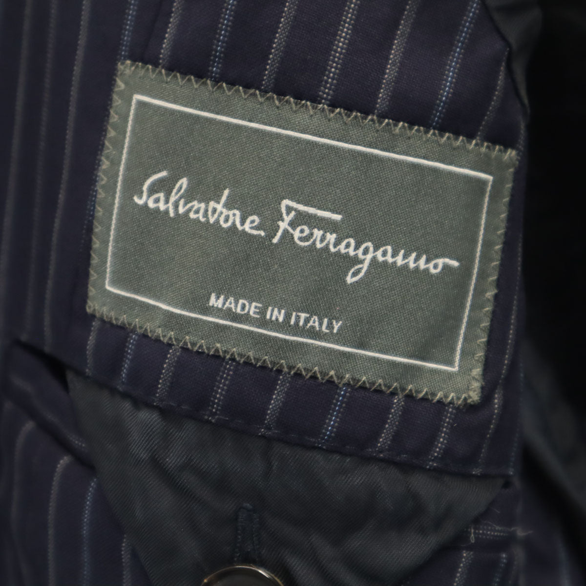 Salvatore Ferragamo サルヴァトーレフェラガモ イタリア製 ストライプ柄 テーラードジャケット 46 ネイビー ブレザー メンズ