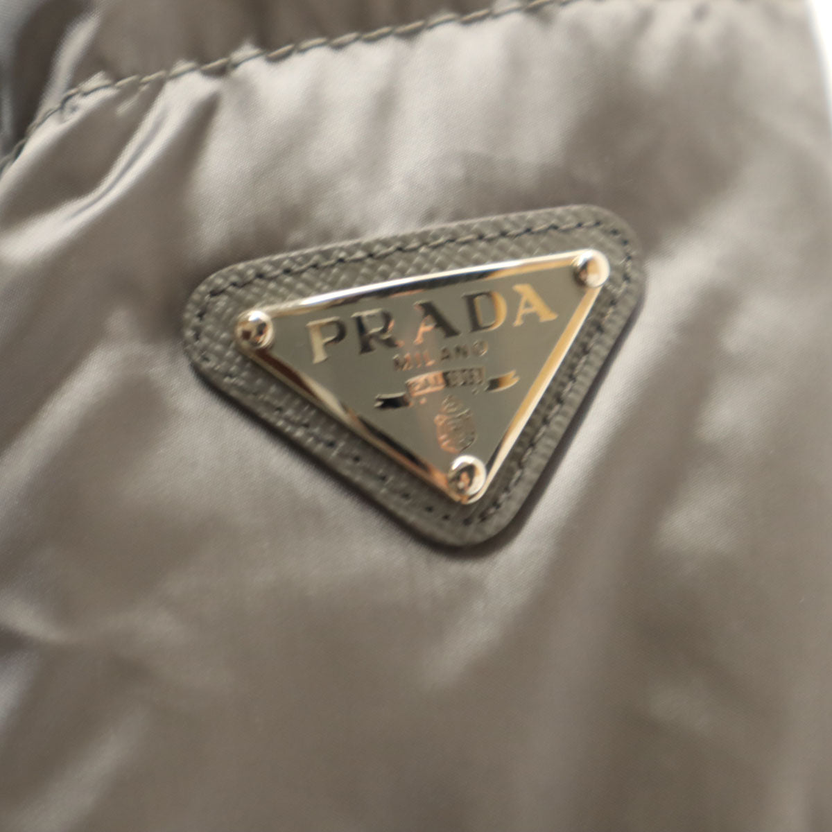 PRADA プラダ ノーカラー ダウンジャケット 42 グレー レディース