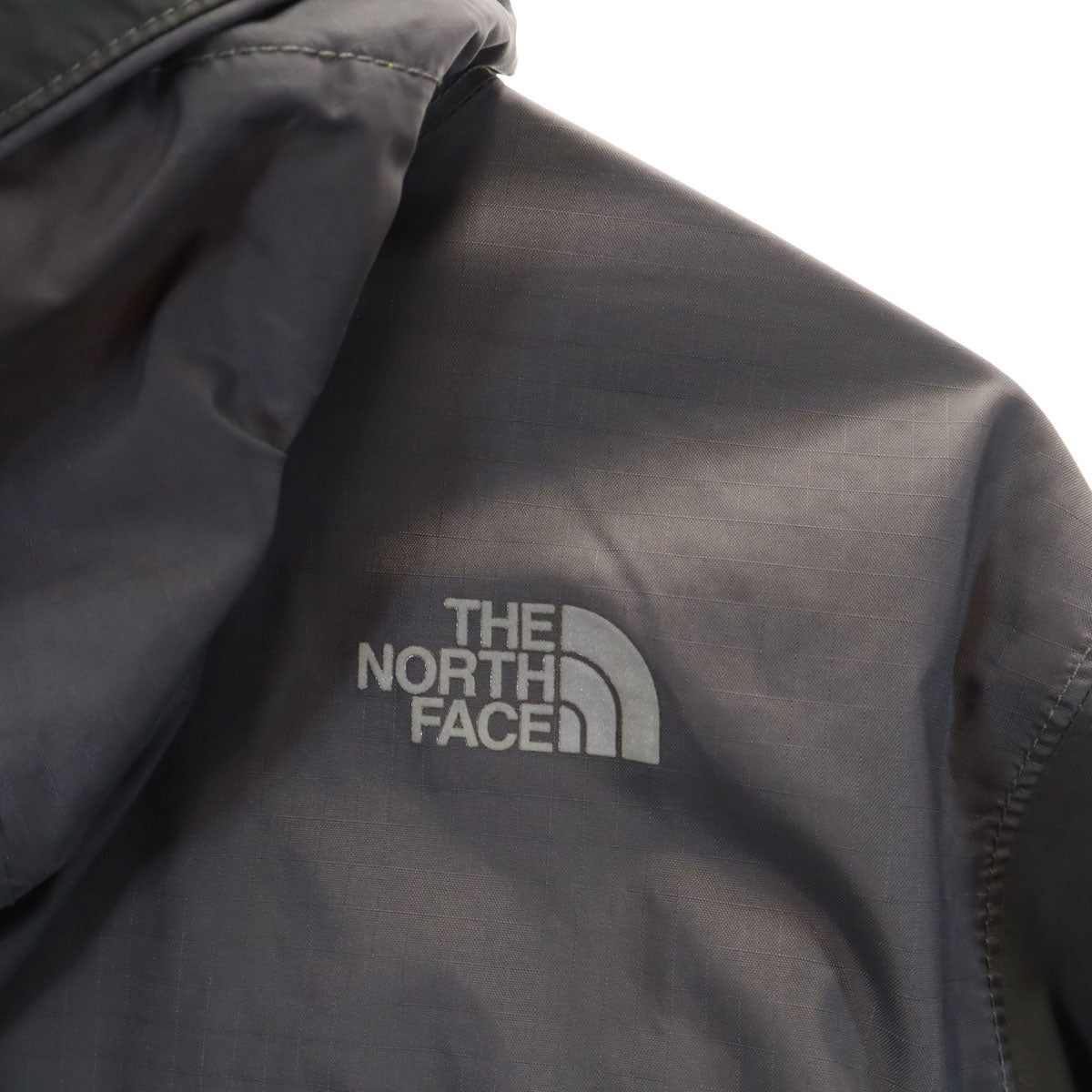 THE NORTH FACE ノースフェイス アウトドア ナイロンジャケット L チャコールグレー CA#30516 裏メッシュ キッズ