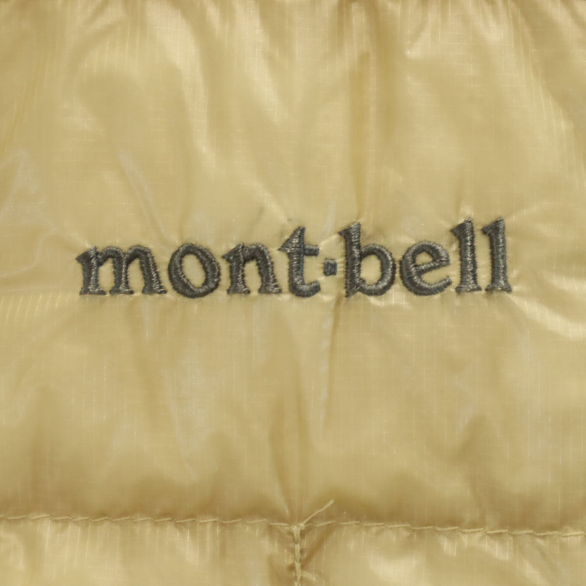 mont-bell モンベル プラズマ1000 ダウンジャケット M ベージュ 収納袋付き アウトドア 1101493 メンズ