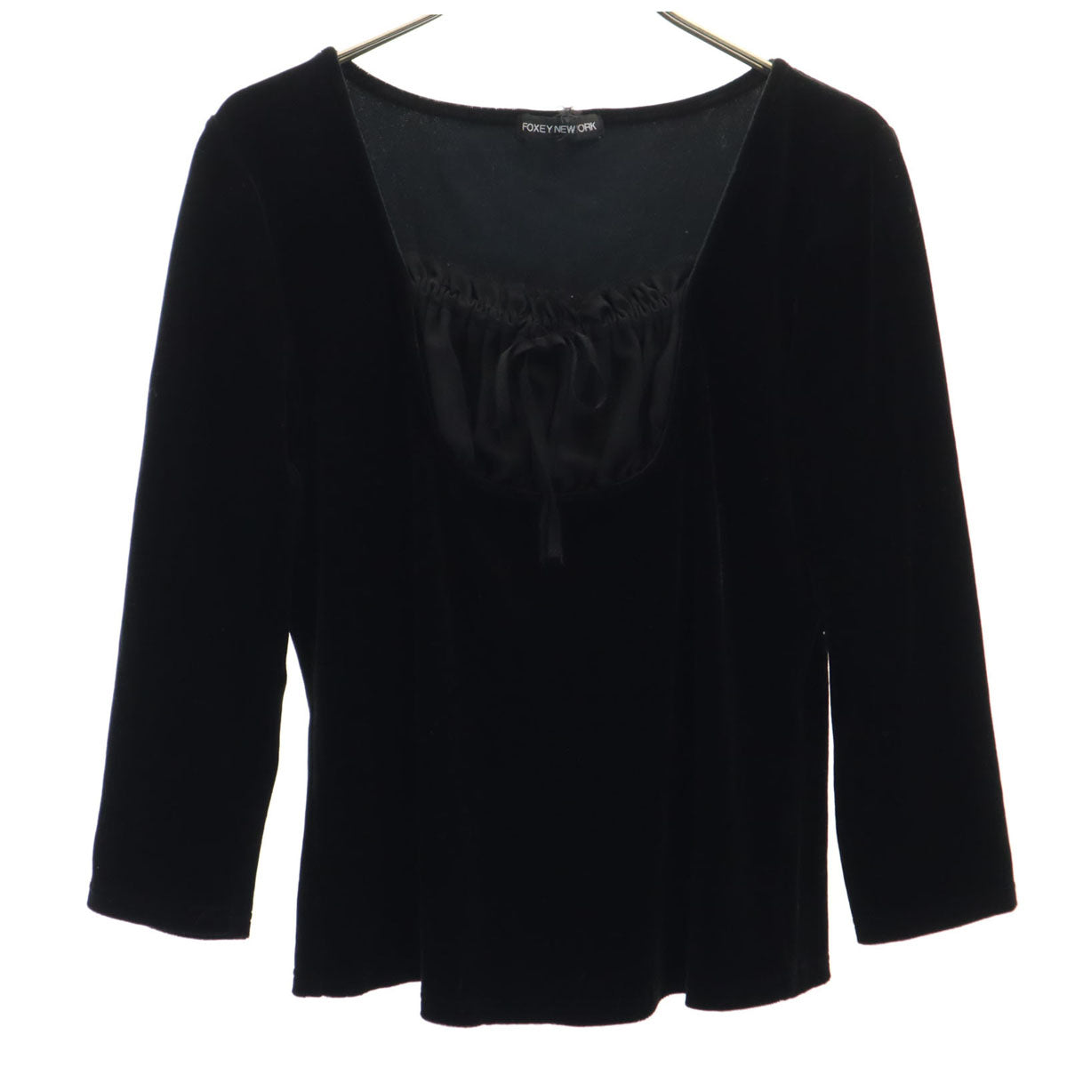 新作美品　FOXEY フォクシー　ベロア襟　トップス 新作美品 FOXEY フォクシー ベロア襟 トップス - メルカリ