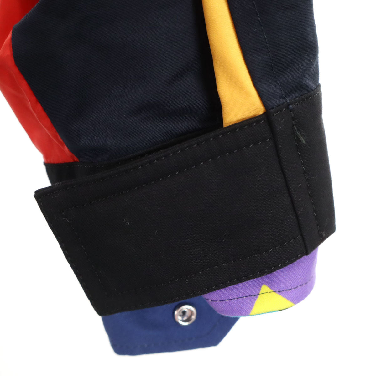 未使用 Sacai サカイ 21AW KAWS カウズ コラボ マウンテンパーカー 1 マルチ ジャケット ハンガー付き メンズ