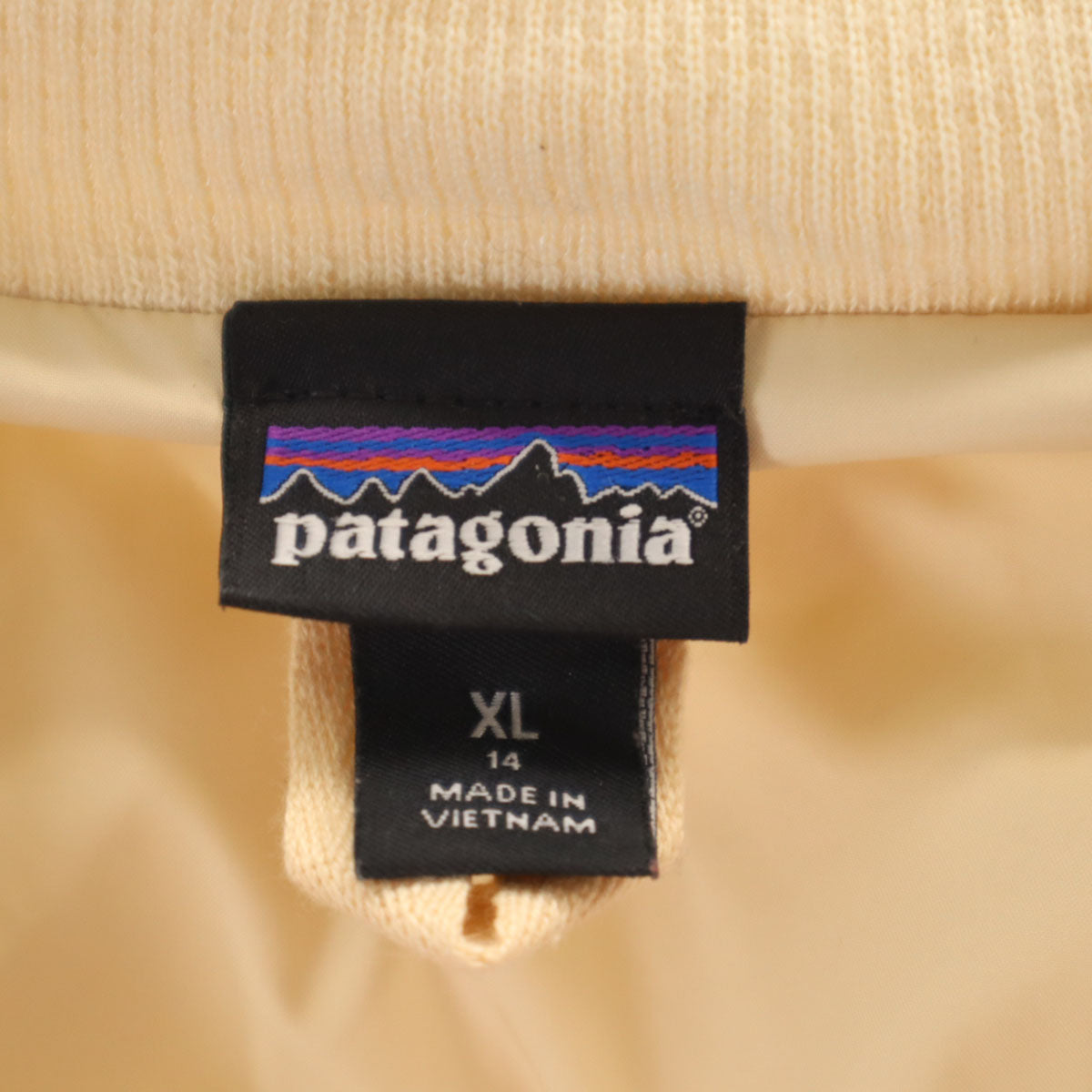 patagonia パタゴニア ボマー フリースジャケット 14XL ベージュ系 65415 アウトドア キッズ