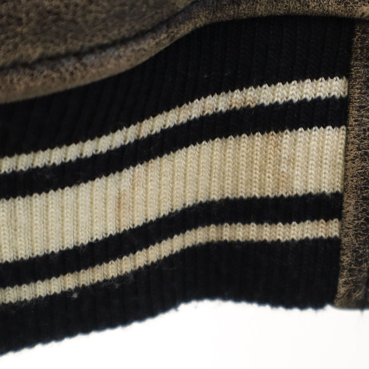 AVIREX VARSITY アヴィレックス バーシティ バックロゴ 牛革 レザー スタジャン XL ダークブラウン 中綿 メンズ