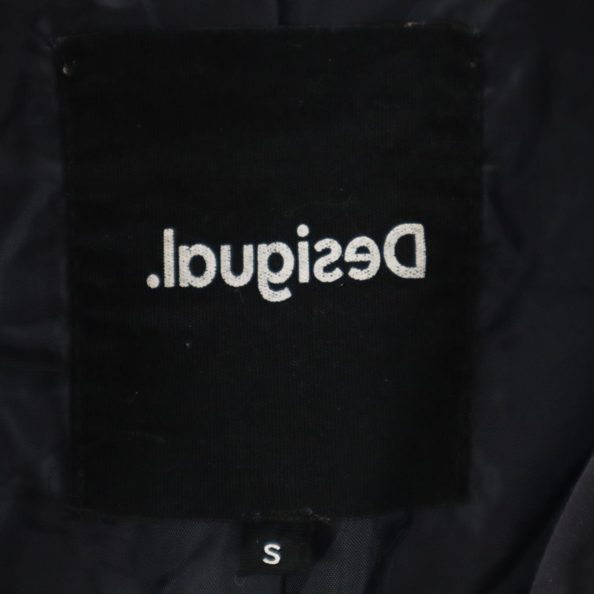 美品 Desigual デシグアル チェック柄 フェイクファー ベスト S ベージュ メンズ