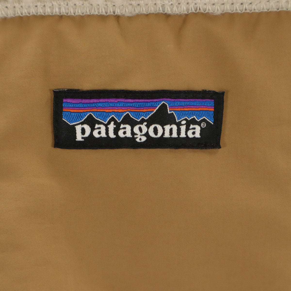 美品 patagonia パタゴニア クラシックレトロ X フリースジャケット M ベージュ アウトドア STY23074FA20 レディース