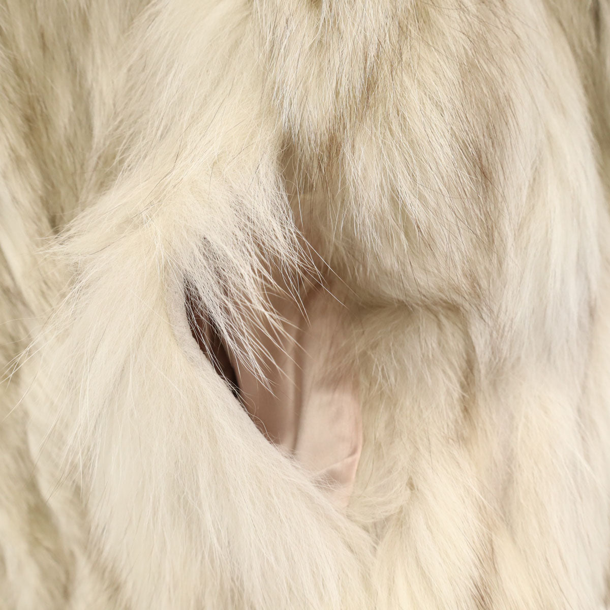 SAGA FOX サガフォックス 毛皮コート S ホワイト系 レディース