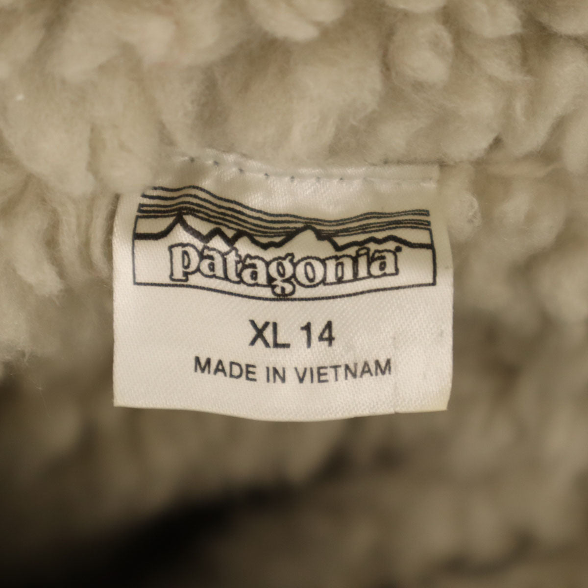 patagonia パタゴニア インファーノ ジャケット XL14 カーキ 68460 アウトドア 裏ボア キッズ