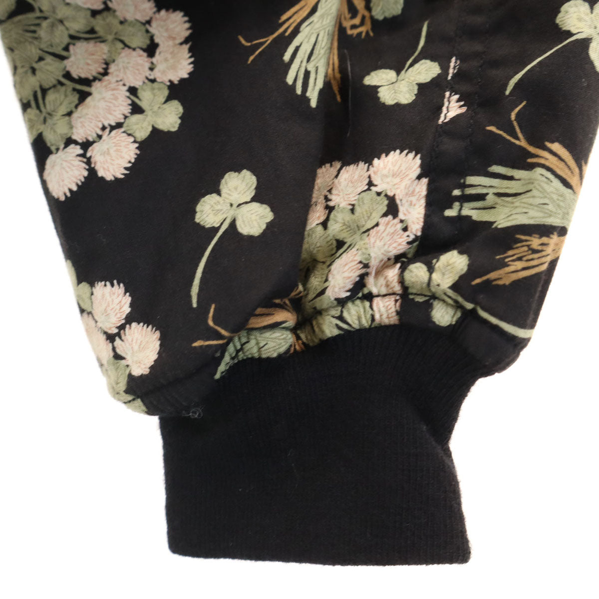 美品 PINK HOUSE ピンクハウス 花柄 中綿ジャケット ブラック系 メンズ