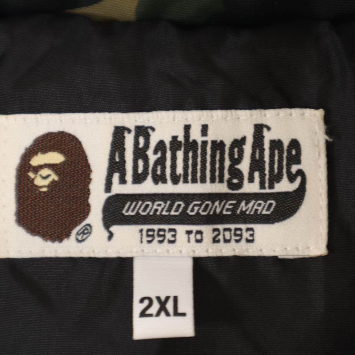 美品 A BATHING APE アベイシングエイプ カモフラ柄 ダウンジャケット 2XL オリーブ系 迷彩 ビッグサイズ メンズ