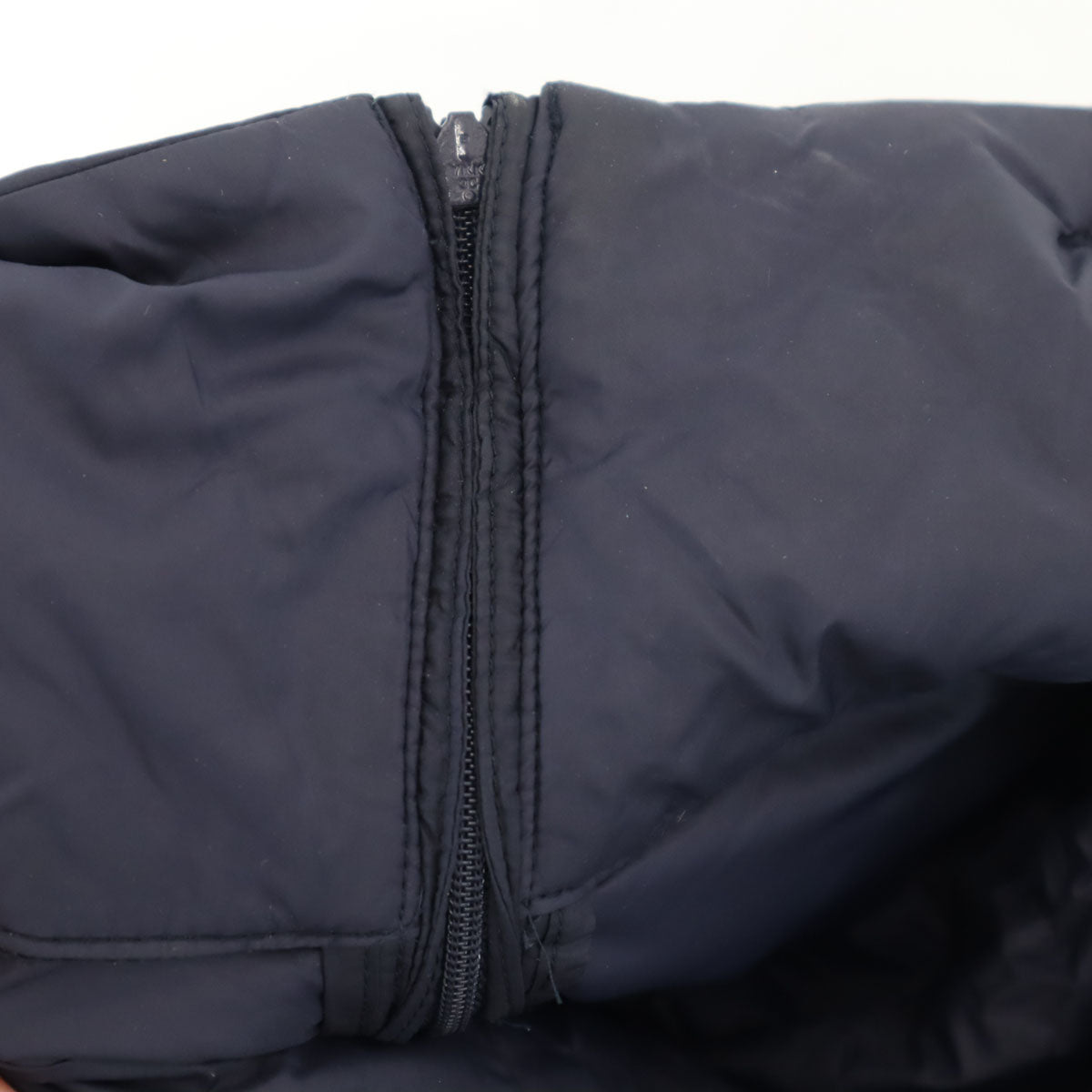 UNIQLO ユニクロ ウルトラライト シームレス ダウンパーカー XL ネイビー メンズ