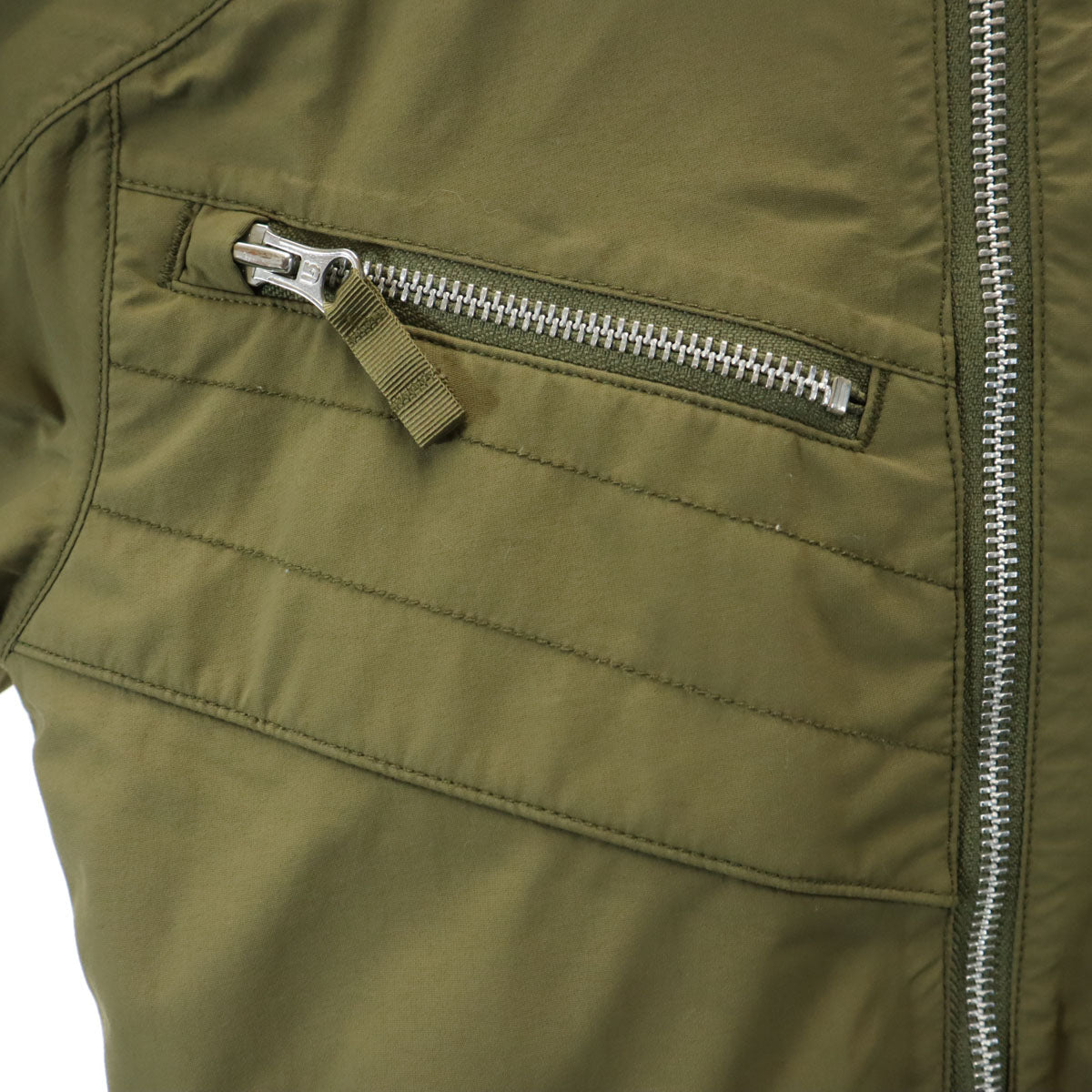 BURTON バートン ナイロン 中綿ジャケット M カーキ スノーボード レディース