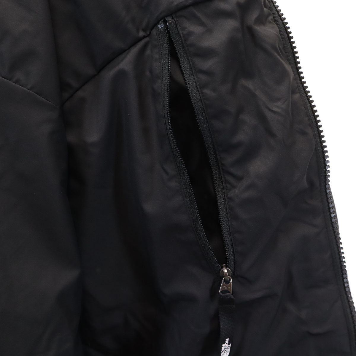 THE NORTH FACE ノースフェイス ダウンジャケット S ブラック NF0A7V6W メンズ