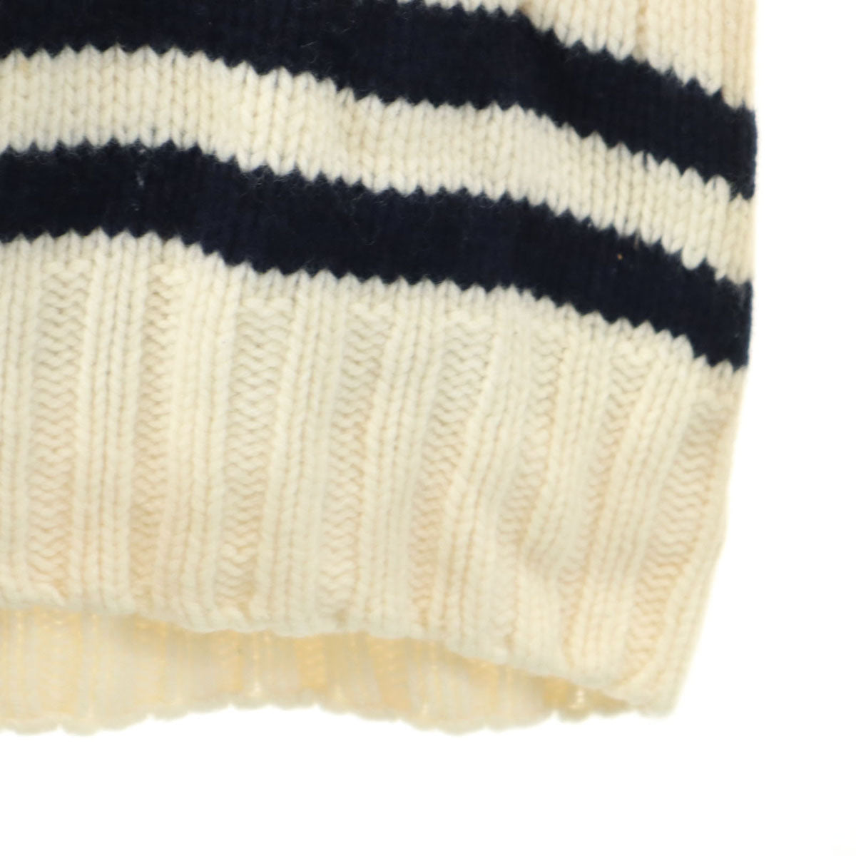 Harley of Scotland ハーレーオブスコットランド ケーブル編み 長袖 Vネック セーター ホワイト ニット レディース