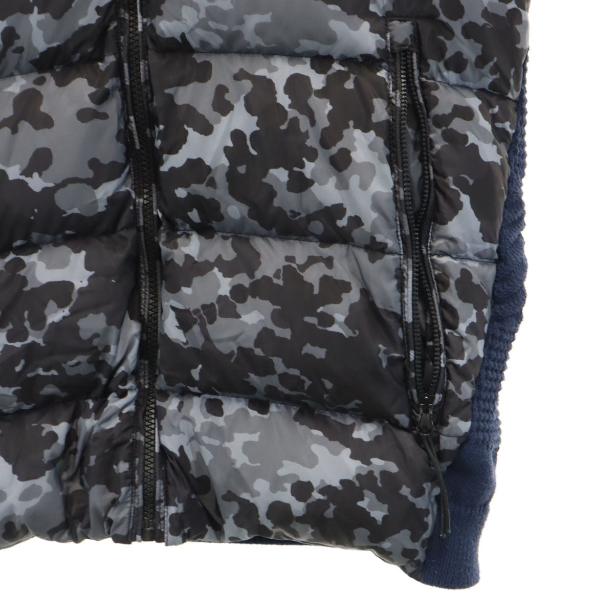 C.P.Company シーピーカンパニー カモフラ柄 ニット切替 ダウンジャケット 50 ネイビー メンズ