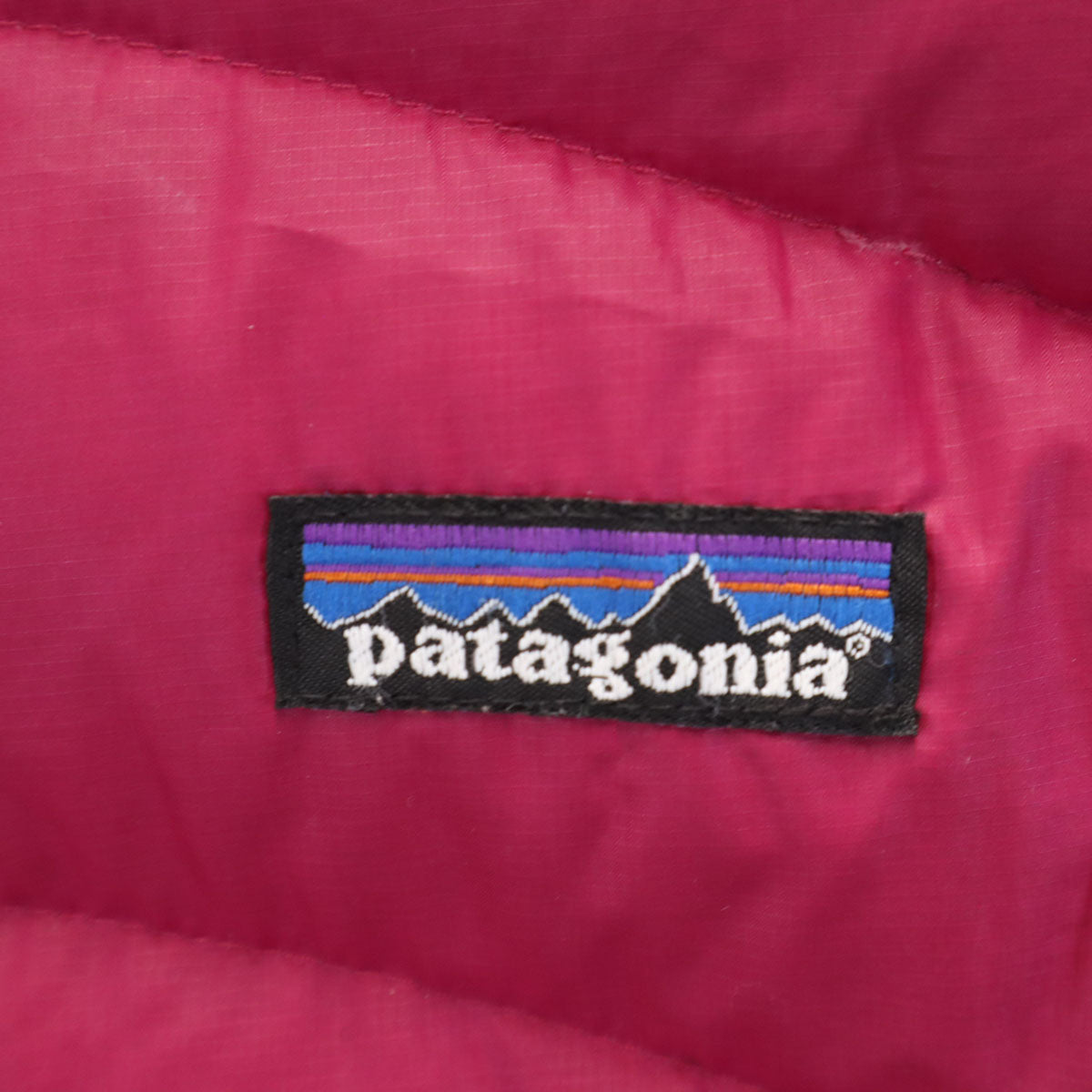 patagonia パタゴニア ダウンジャケット XS ピンク 84835FA11 アウトドア 収納袋付き レディース