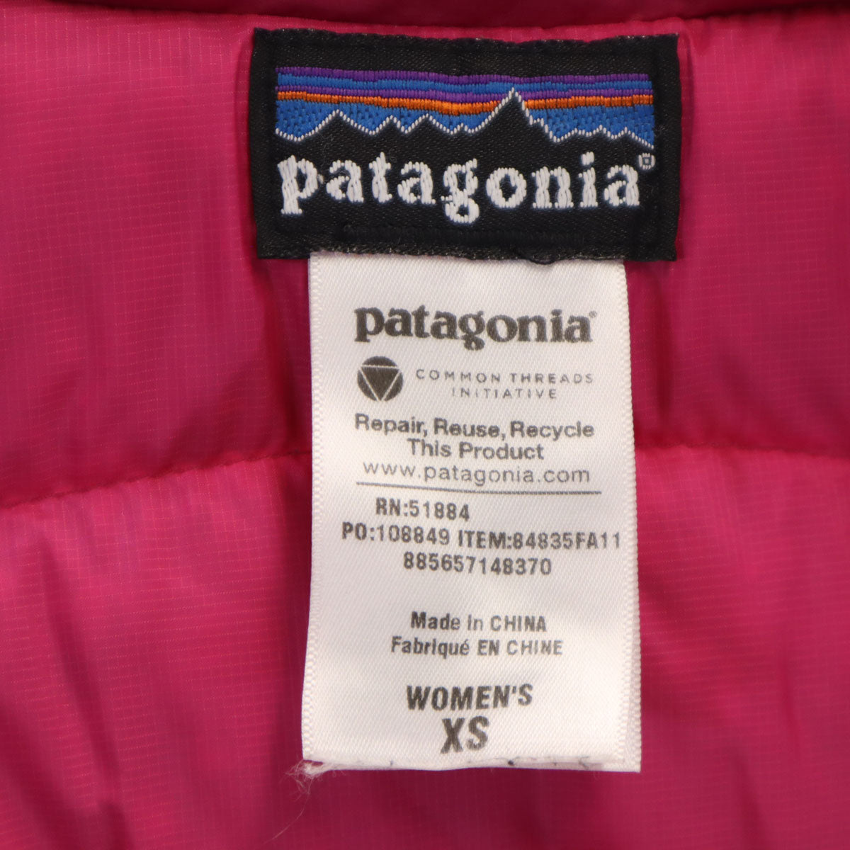 patagonia パタゴニア ダウンジャケット XS ピンク 84835FA11 アウトドア 収納袋付き レディース