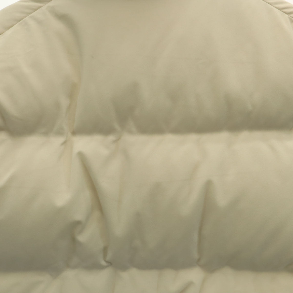 UNIQLO ユニクロ シームレス ダウンジャケット M クリーム レディース