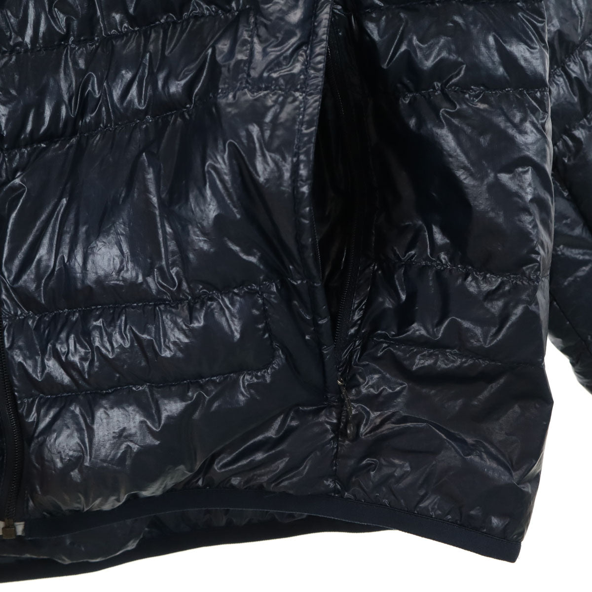 THE NORTH FACE ノースフェイス ライトヒート ダウンジャケット L ネイビー 収納袋付き アウトドア ND18174 メンズ