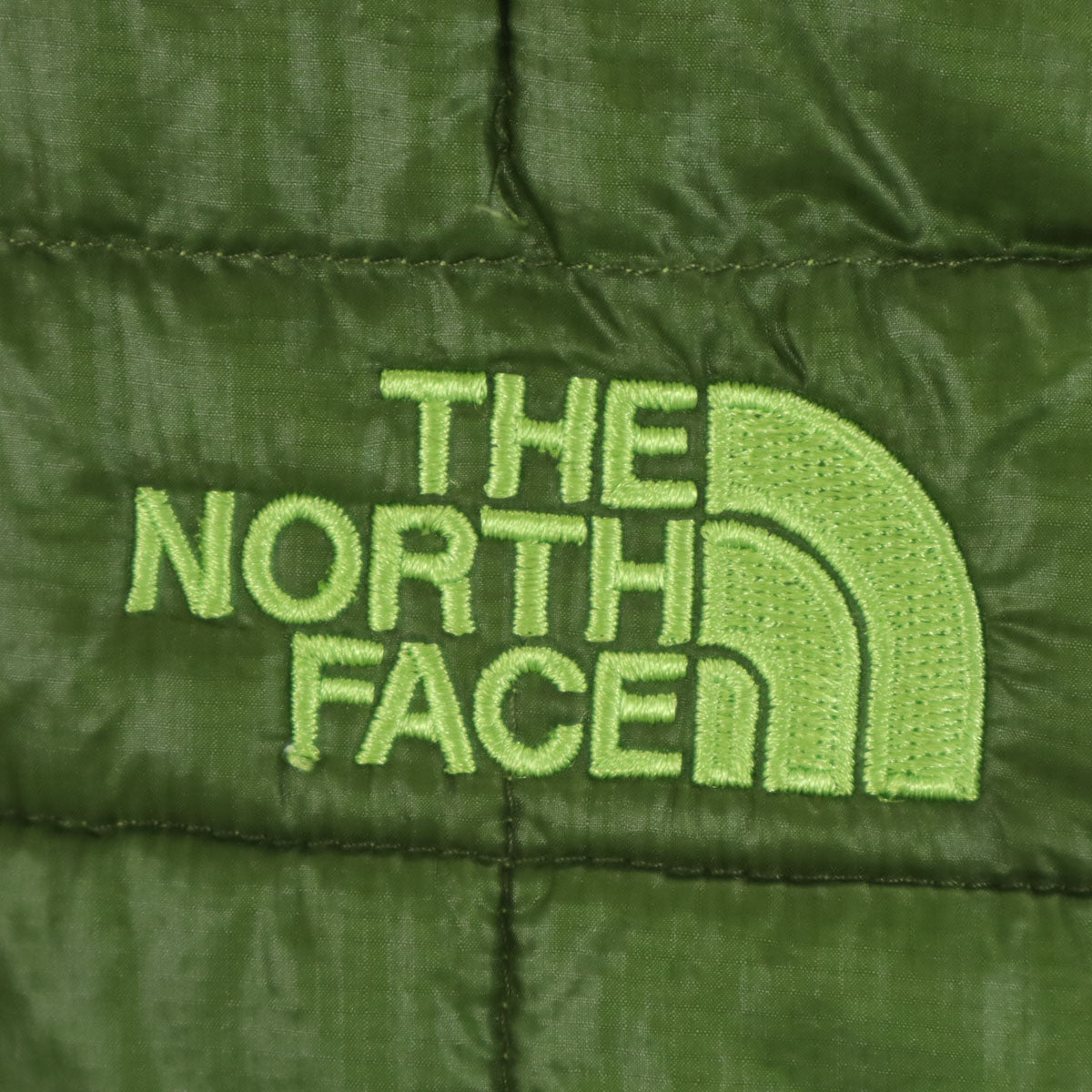 THE NORTH FACE ザノースフェイス 中綿ベスト S グリーン アウトドア メンズ