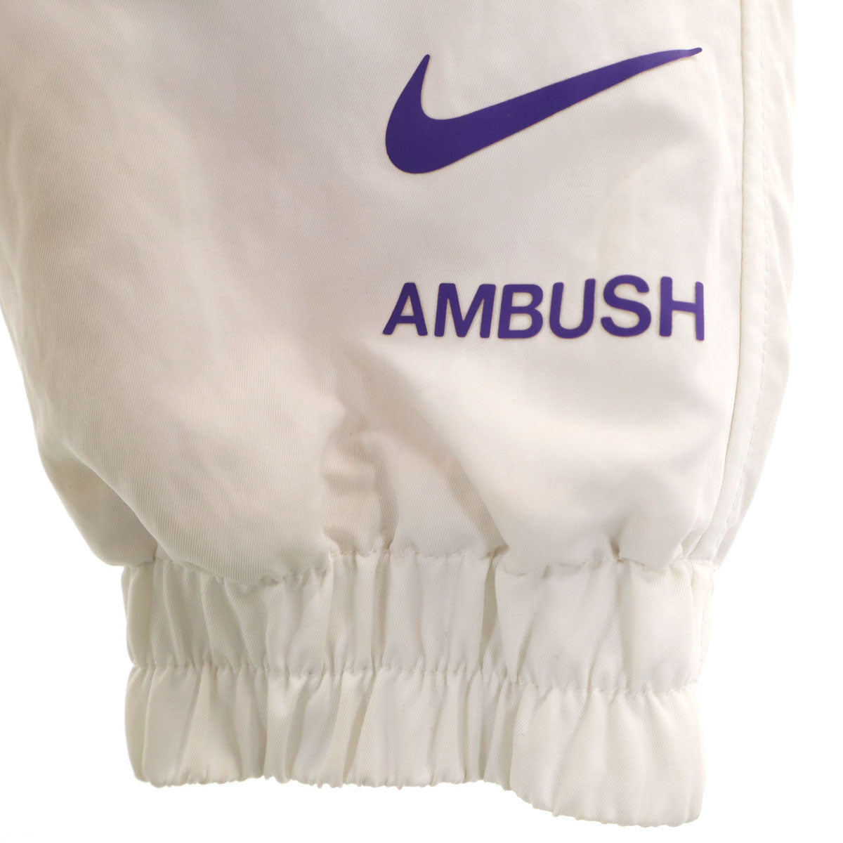 NIKE ナイキ アンブッシュ バック ビックスウォッシュ 中綿ジャケット S ホワイト レイカーズ NBA メンズ