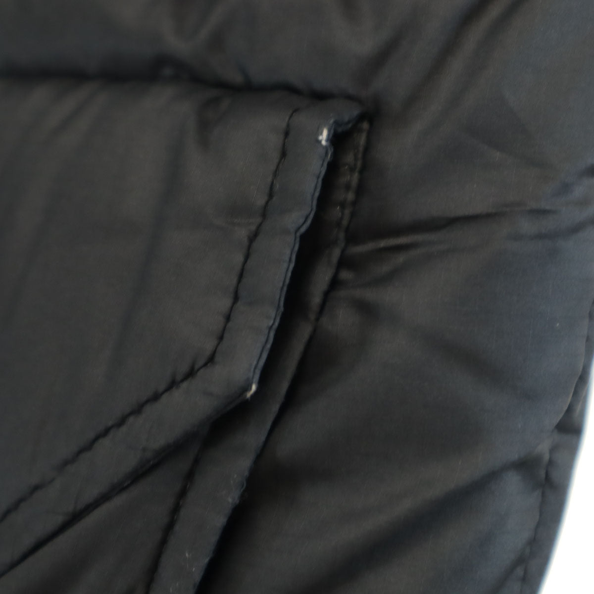 THE NORTH FACE ノースフェイス キャンプシェラ 中綿ジャケット L ブラック NY81931 メンズ