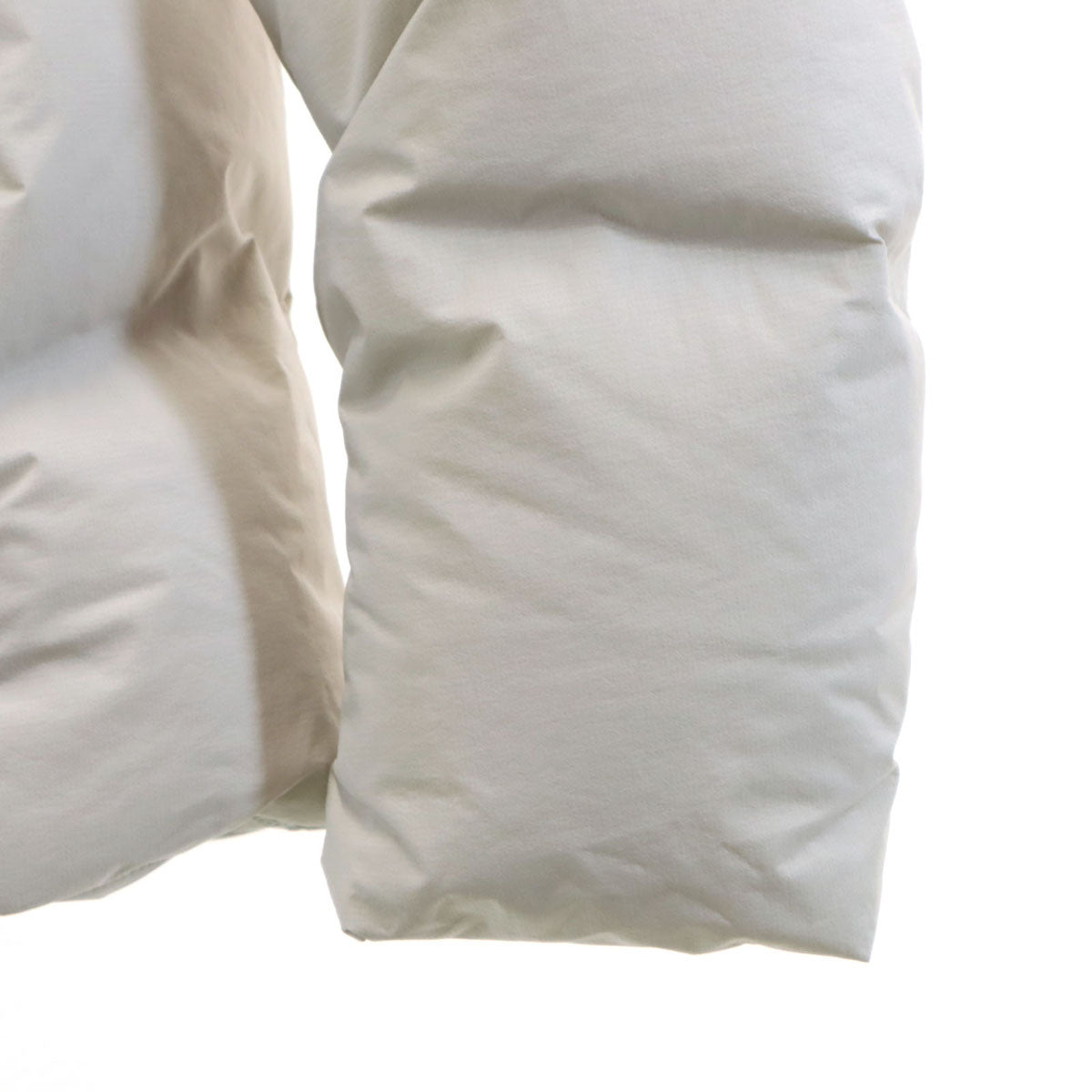 美品 UNIQLO ユニクロ シームレス ダウンパーカー L ライトグレー メンズ